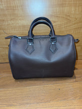 Load image into Gallery viewer, LOUIS VUITTON  Epi Speedy 25 Moka