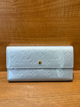 Load image into Gallery viewer, Louis Vuitton Vernis Wallet