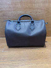 Load image into Gallery viewer, LOUIS VUITTON  Epi Speedy 25 Moka