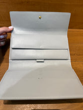 Load image into Gallery viewer, Louis Vuitton Vernis Wallet