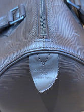 Load image into Gallery viewer, LOUIS VUITTON  Epi Speedy 25 Moka