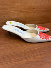 Load image into Gallery viewer, STUBBS & WOOTTON Kitten Heels Size 9.5