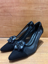 Load image into Gallery viewer, Anne Fontaine Gisella Heels Size 9