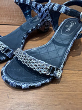 Load image into Gallery viewer, Chanel Heels Size EU 36