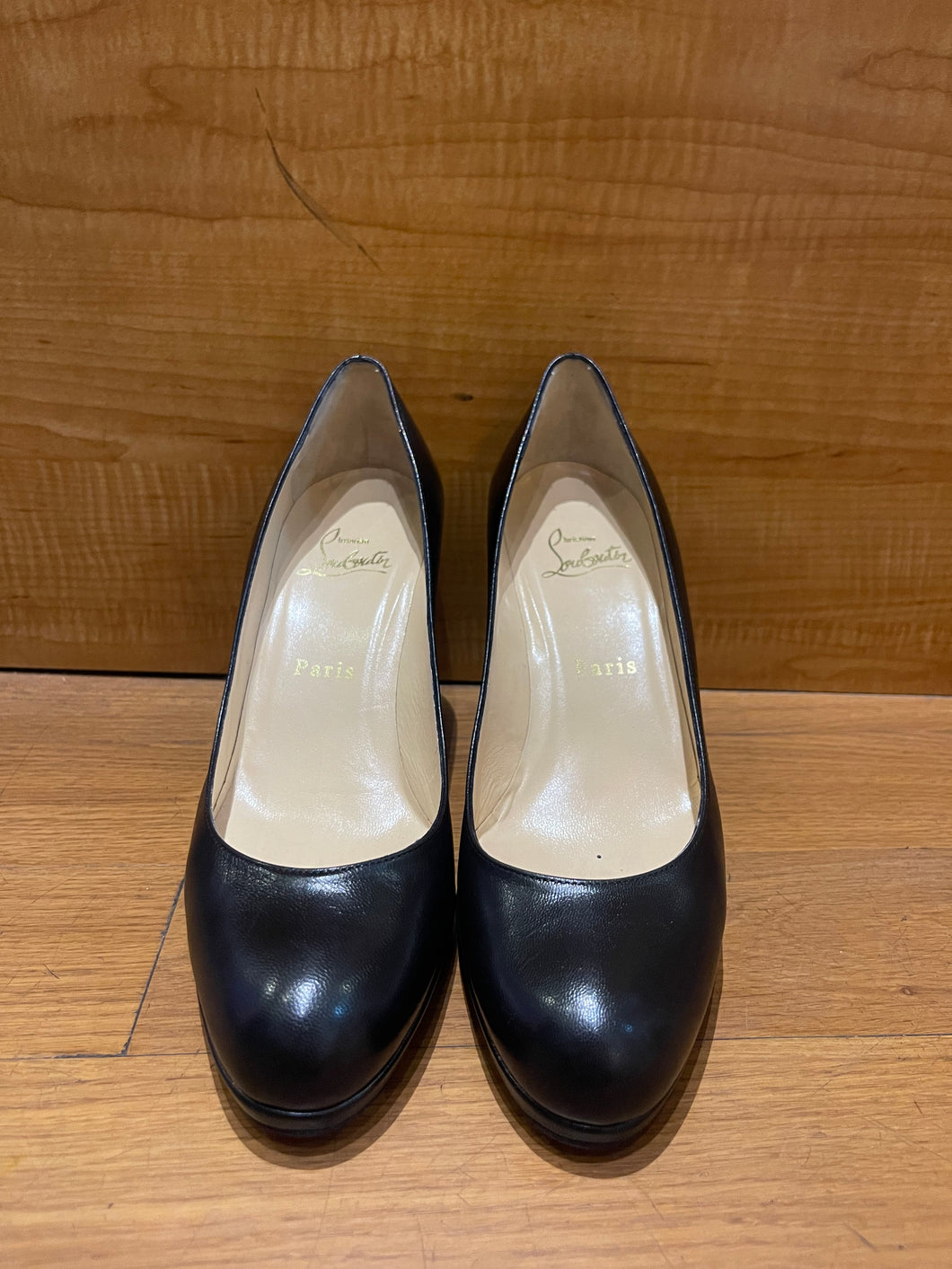 Christian Louboutin Leather Pumps Size EU 37.5
