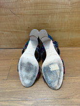 Load image into Gallery viewer, Manolo Blahnik Heels

