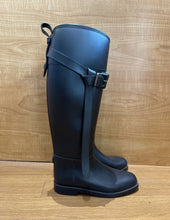 Load image into Gallery viewer, Burberry Rubber Rain Boots EU 35
