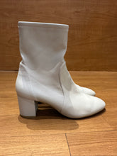 Load image into Gallery viewer, Stuart Weitzman Flareblock Boots 7.5
