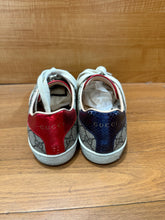 Load image into Gallery viewer, Gucci Monogram Sneakers Size EU 39
