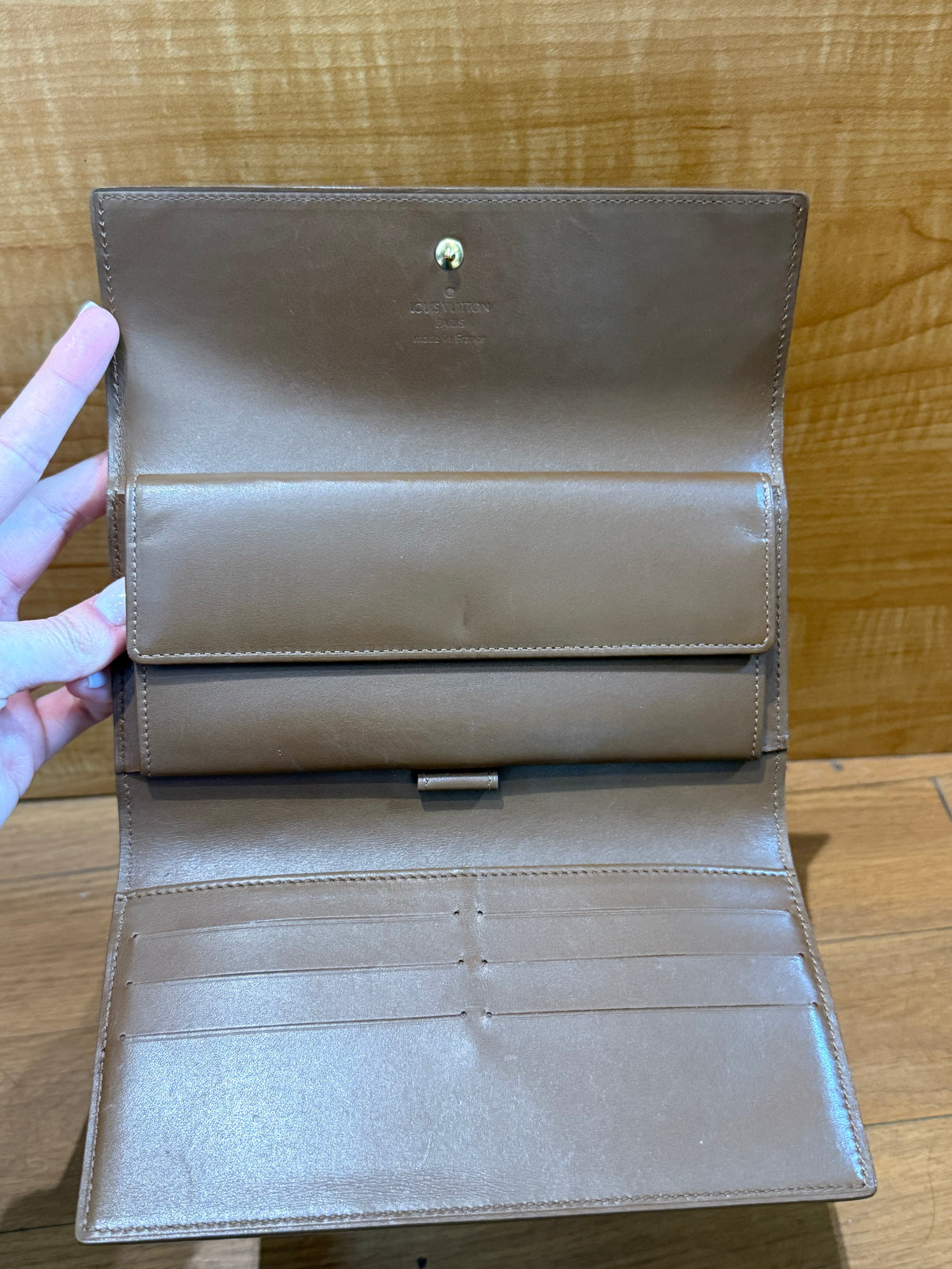 Louis Vuitton Vernis Wallet