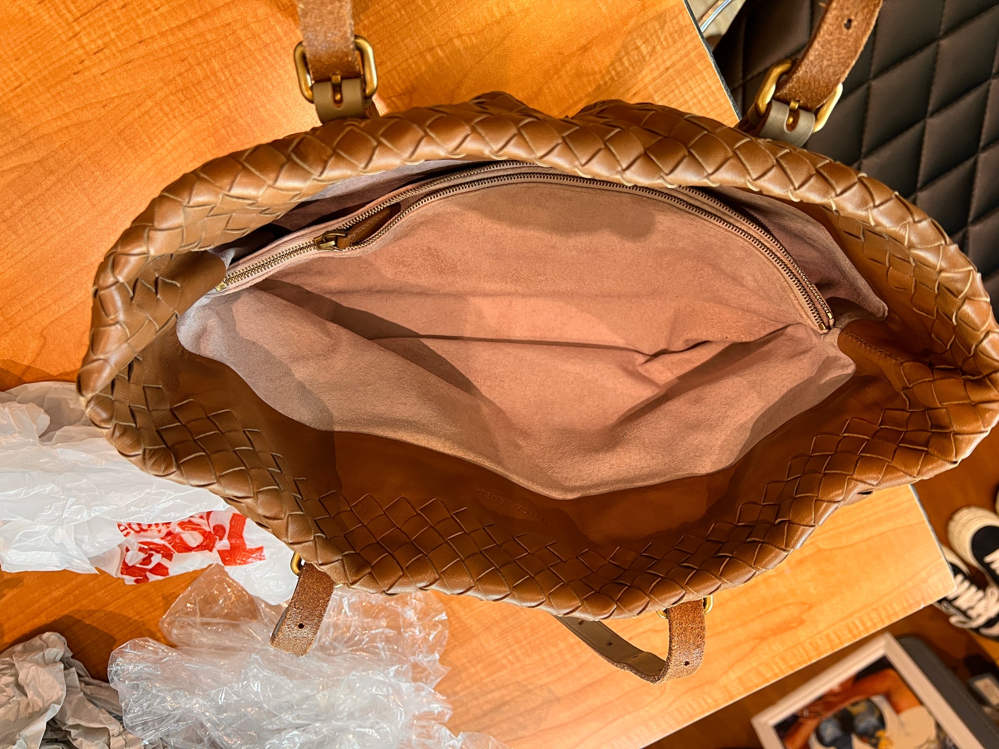 直営店☆BOTTEGA VENETA☆ TIE INTRECCIATO トートバッグ BOTTEGA VENETA】INTRECCIATO TOTE BAG (BOTTEGA VENETA/トート