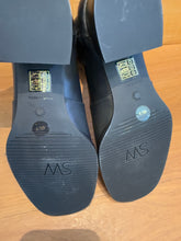 Load image into Gallery viewer, Stuart Weitzman Nola Zip Bootie Size US 4.5
