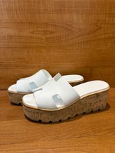 Load image into Gallery viewer, Hermes Eze Sandals

