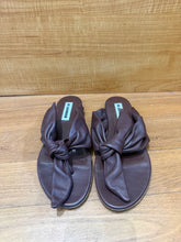 Load image into Gallery viewer, Jil Sander Sandals
