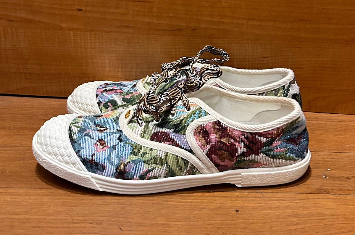 Valentino Garvani Sneakers