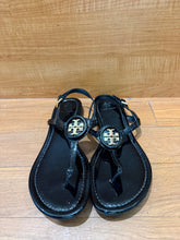 Load image into Gallery viewer, Tory Burch Patent Leather Sandals
