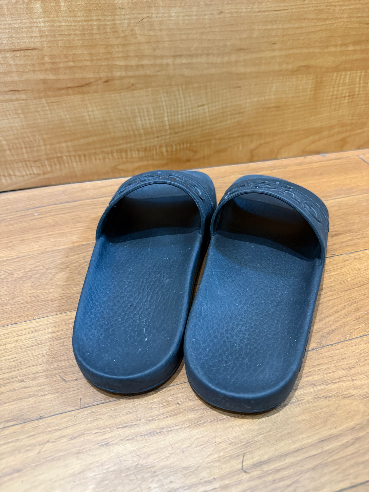 Gucci Slides