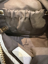 Load image into Gallery viewer, Chloe Porcelain Leather Marcie Animation Hobo
