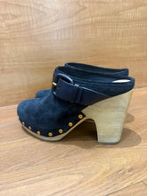 Load image into Gallery viewer, Veronica Beard Clogs size 6
