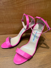 Load image into Gallery viewer, Manolo Blahnik Heels

