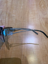 Load image into Gallery viewer, Fendi Sunglasses
