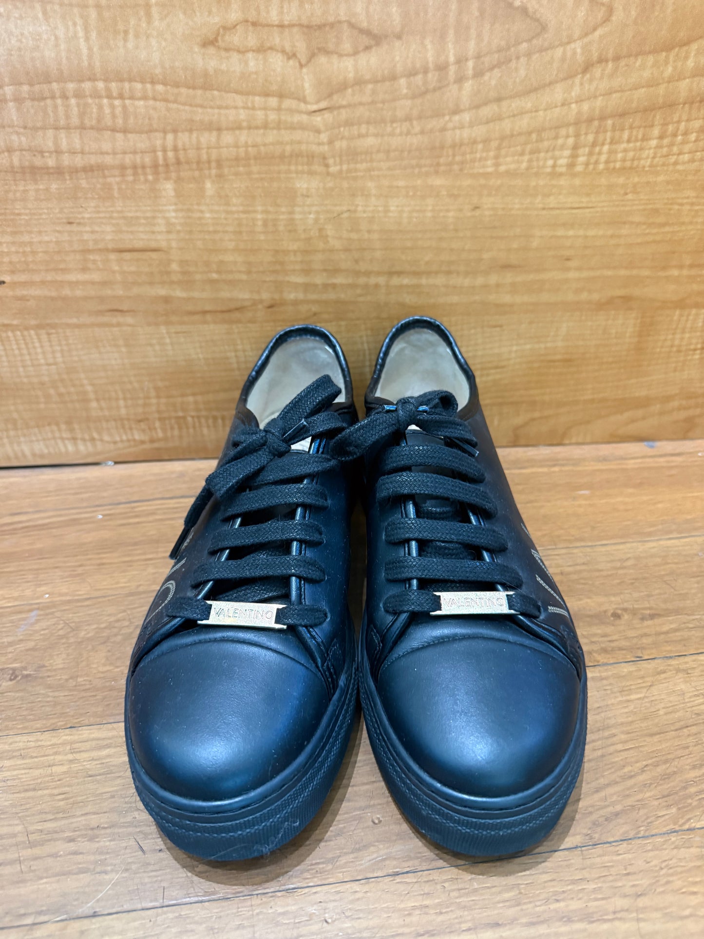 Valentino Sneakers