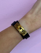 Load image into Gallery viewer, Hermes Kelly Double Tour Bracelet
