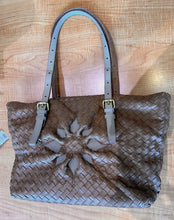 Load image into Gallery viewer, Bottega Veneta Intrecciato Tote
