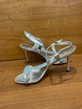 Load image into Gallery viewer, Manolo Blahnik
Leather Beaded Accents T-Strap Sandals
