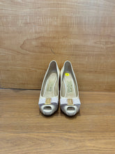 Load image into Gallery viewer, Salvatore Ferragamo Pola Bisque peep-toe pumps

