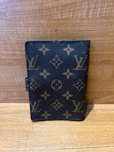 Load image into Gallery viewer, Louis Vuitton Agenda
