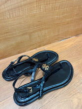 Load image into Gallery viewer, Tory Burch Patent Leather Sandals
