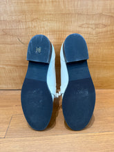 Load image into Gallery viewer, Stuart Weitzman Loafers
