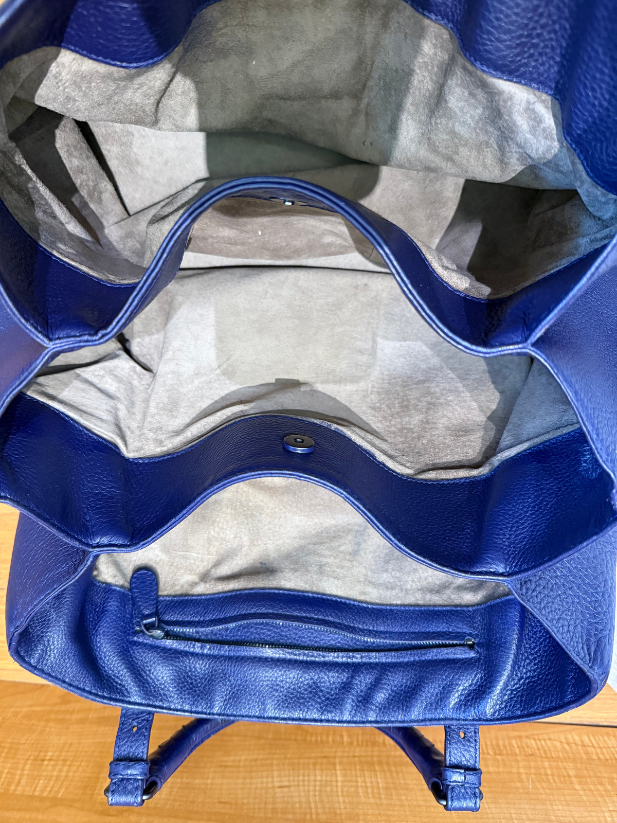 Bottega Veneta Blue Cervo Leather Medium Roma Tote