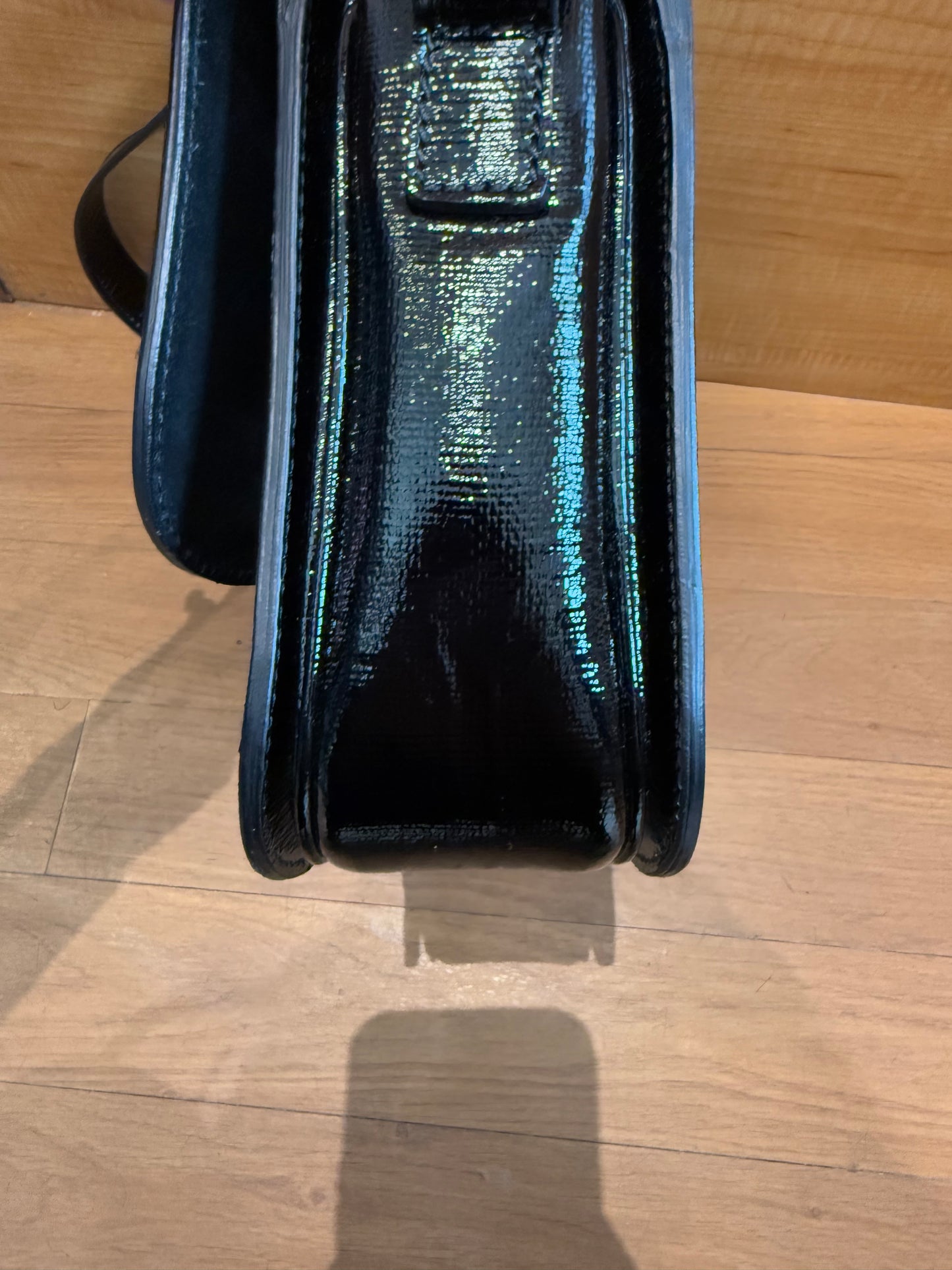 YSL SAINT LAURENT Textured Patent Large ChYc Flap Bag Black