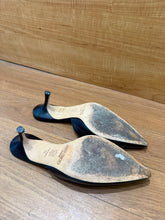 Load image into Gallery viewer, Jimmy Choo Heels
