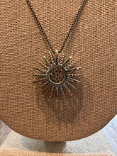 Load image into Gallery viewer, David Yurman Starburst Pendant
