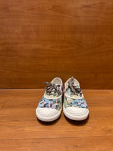 Load image into Gallery viewer, Valentino Garvani Sneakers
