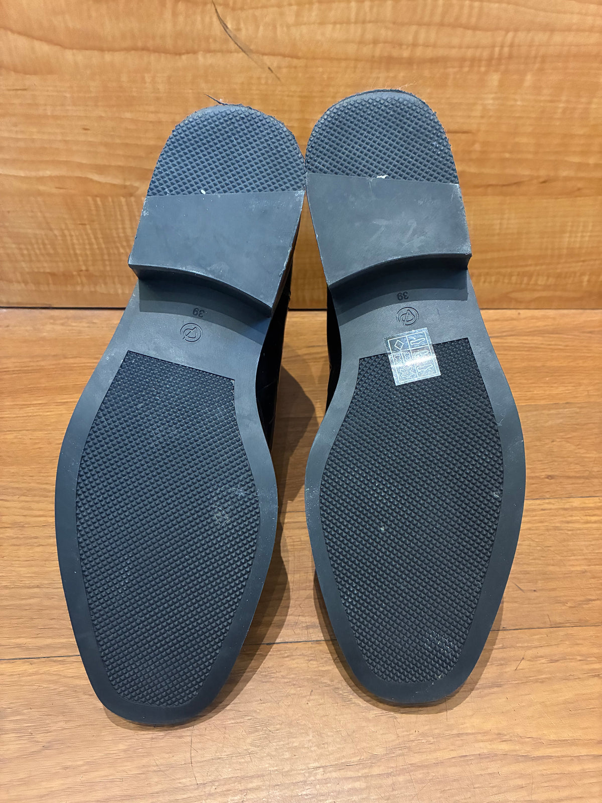 Alexa Chelsea Boot