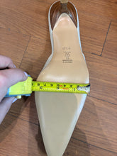 Load image into Gallery viewer, STUBBS &amp; WOOTTON Kitten Heels Size 9.5
