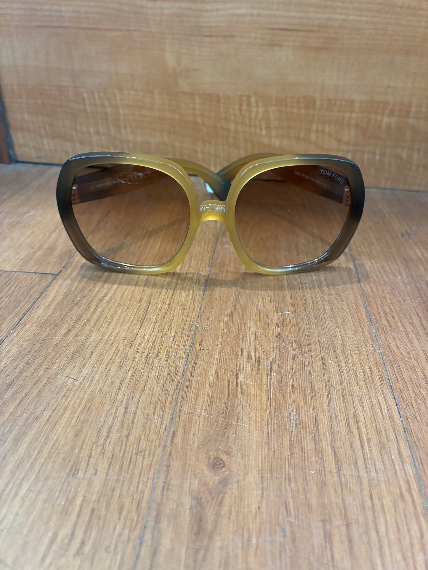 Tom Ford Saffron FT1221