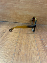 Load image into Gallery viewer, Tom Ford Saffron FT1221
