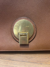 Load image into Gallery viewer, Chloe Medium Indy Bag
