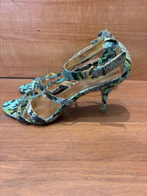 Load image into Gallery viewer, Coach Strappy Heels Size 7
