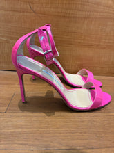 Load image into Gallery viewer, Manolo Blahnik Patent Leather Sandals Size 9.5
