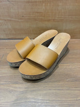 Load image into Gallery viewer, K.Jacques Wedge size 9
