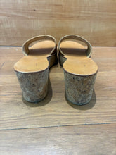 Load image into Gallery viewer, K.Jacques Wedge size 9
