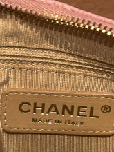 Load image into Gallery viewer, CHANEL 
Caviar Timeless Cc Shoulder Bag
