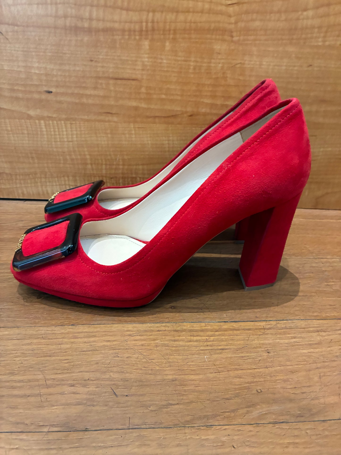 Prada Pumps
