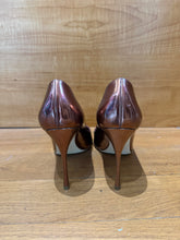 Load image into Gallery viewer, 6.5 Sergio Rossi Heels
